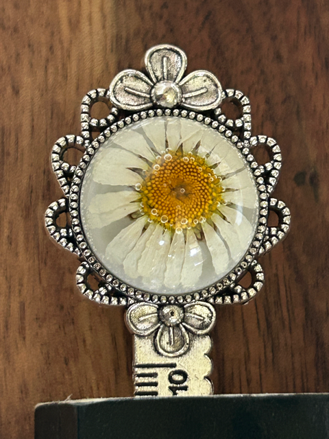 Long Metal Bookmark with Daisies