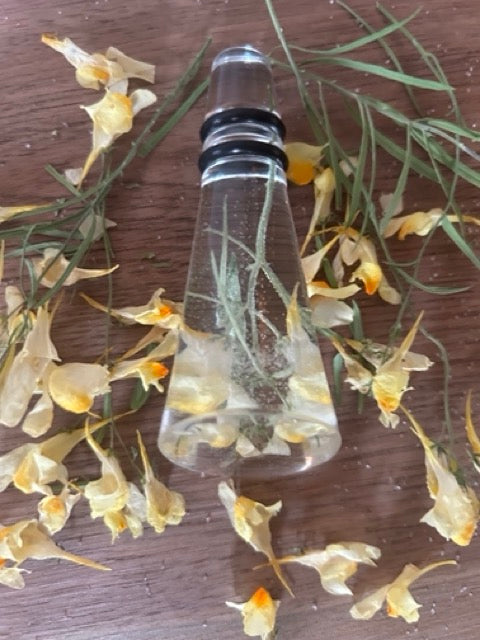 NEW Wine Stopper with Butter and Eggs Flowers