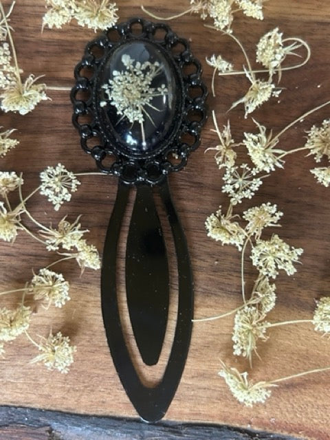 Antique Style Bookmark with Cow Parsley Flowers